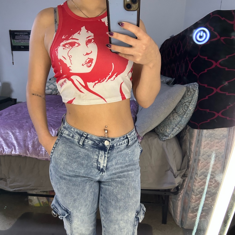 SHEIN Red and White Graphic Crop Top